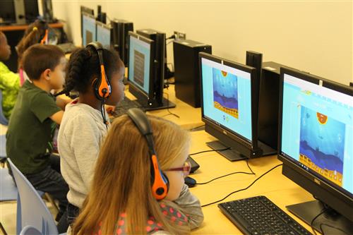 Computer Lab at Bell Elementary Computer Lab at Bell Elementary